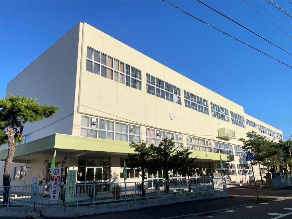 平和 通 小学校